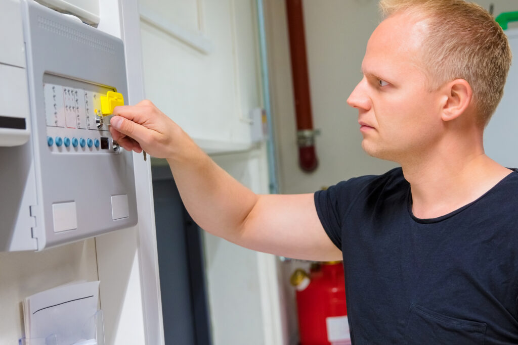 רכזת גילוי עשן