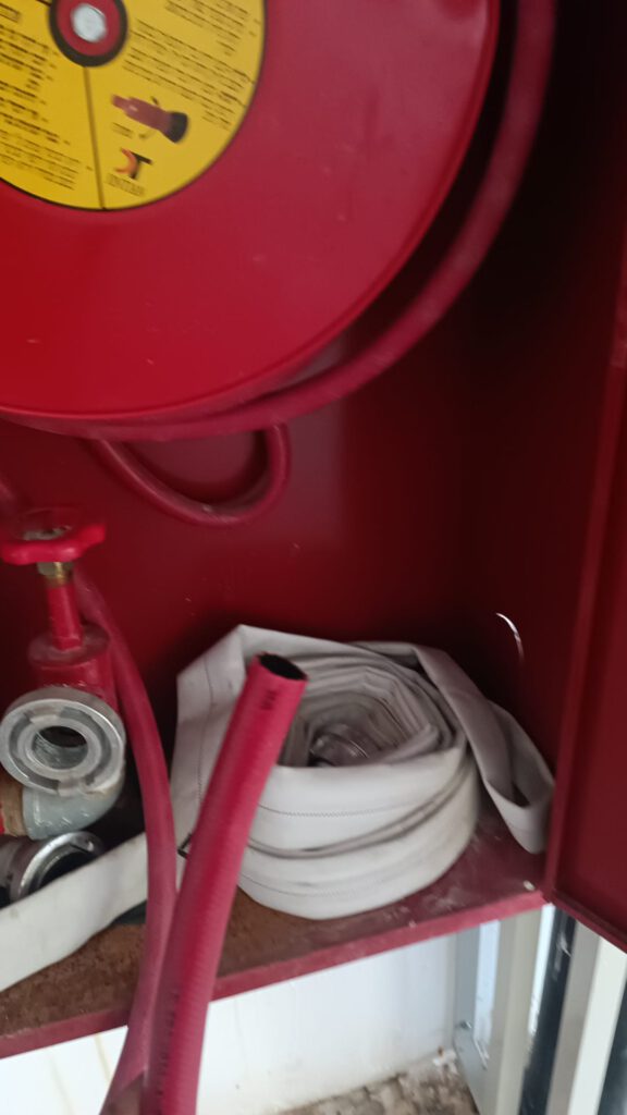 טיפול במטפים בבניין משותף