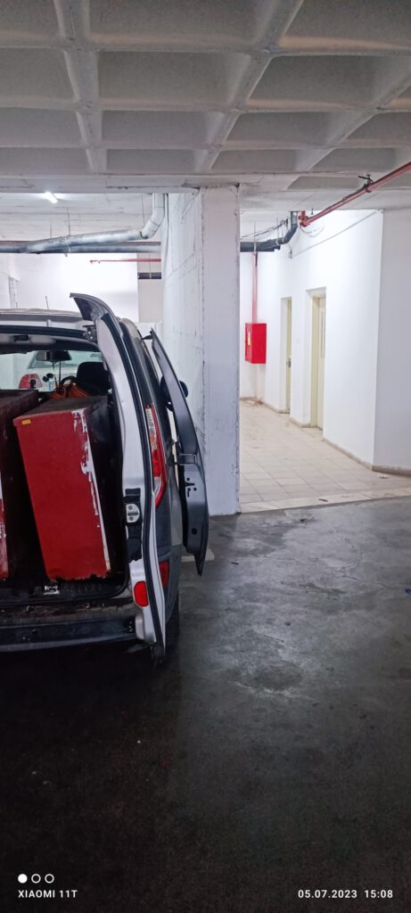 מטף אבקה או קצף