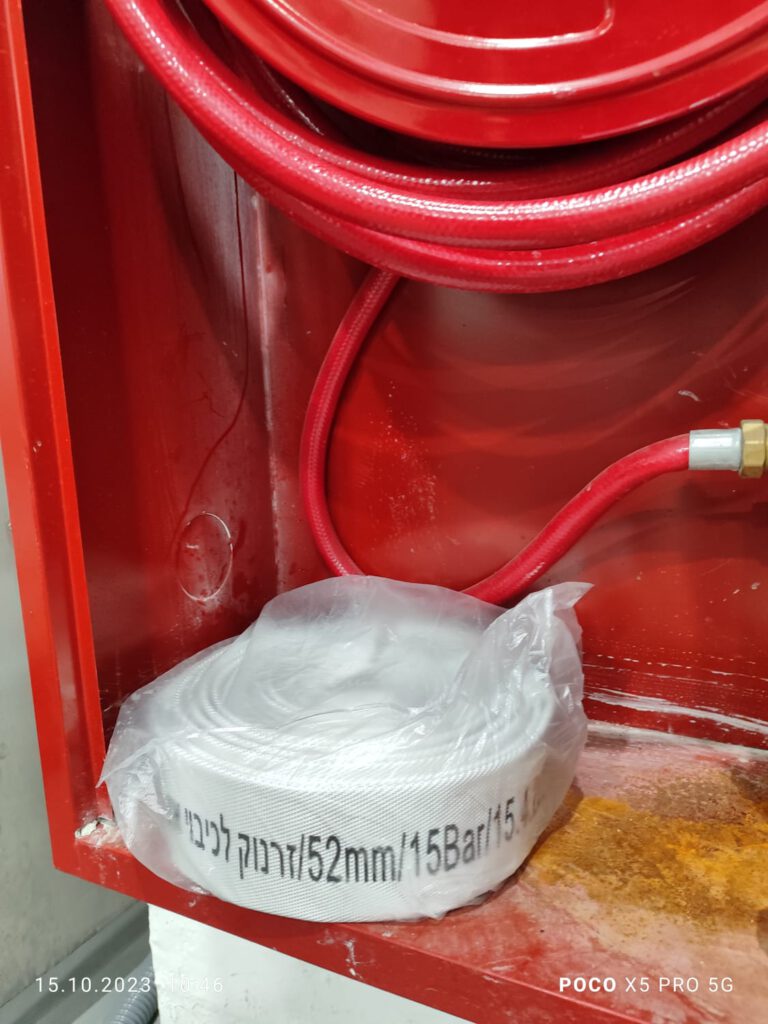 שימוש במטף כיבוי אש