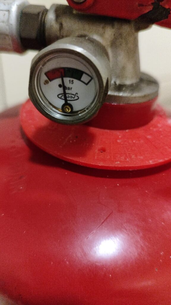 מילוי מטפי כיבוי אש