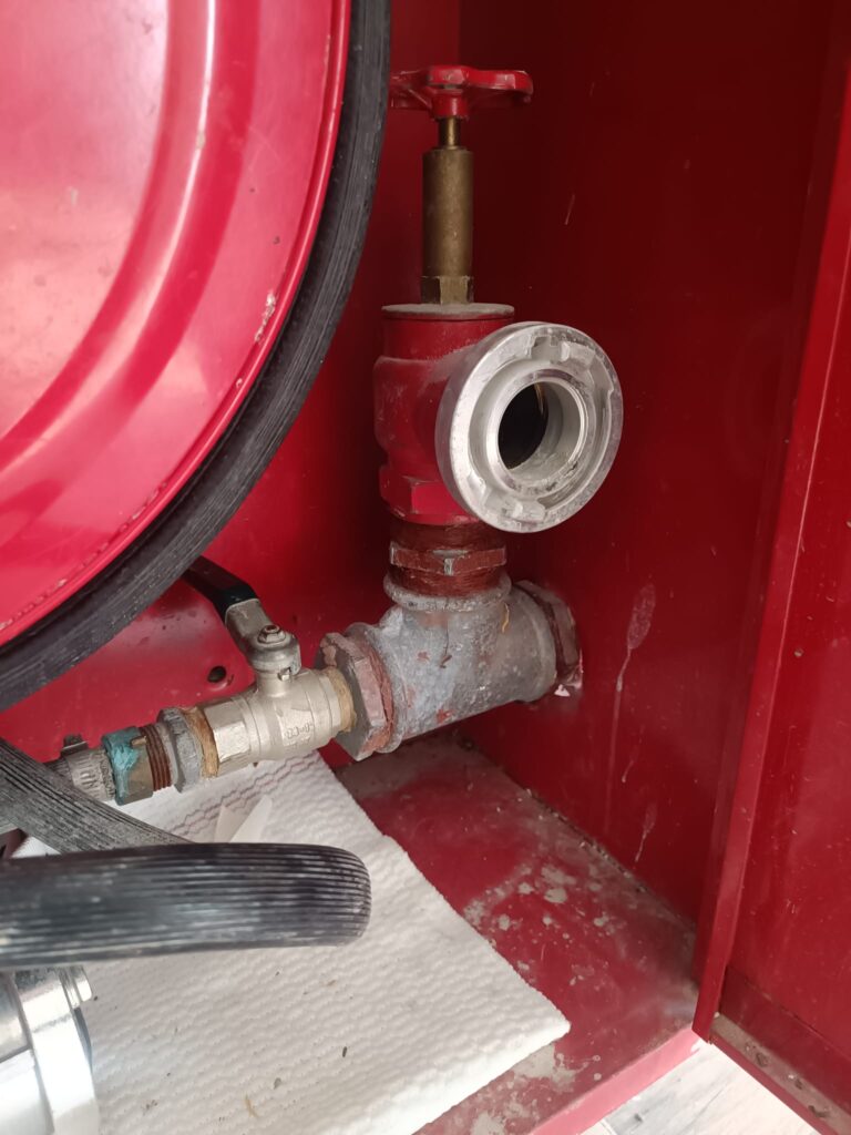 מטפים לבניינים ובתי עסק